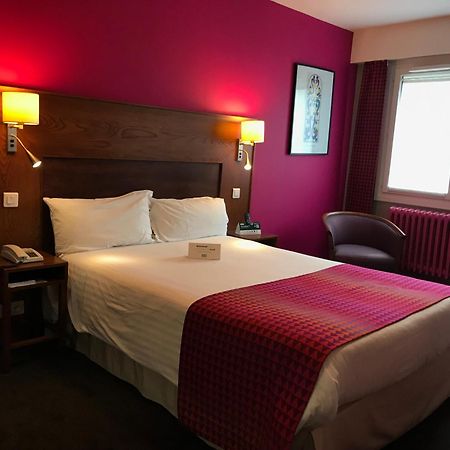 Logis Hotel & Restaurant La Paix Le Nouvion-en-Thierache 外观 照片