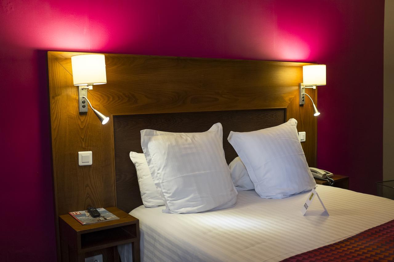 Logis Hotel & Restaurant La Paix Le Nouvion-en-Thierache 外观 照片